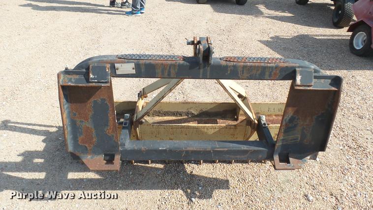 image for item DB3432 Land Pride soil pulverizer