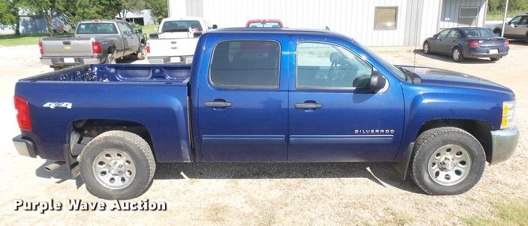 image for item DB3437 2013 Chevrolet Silverado 1500 Crew Cab pickup truck