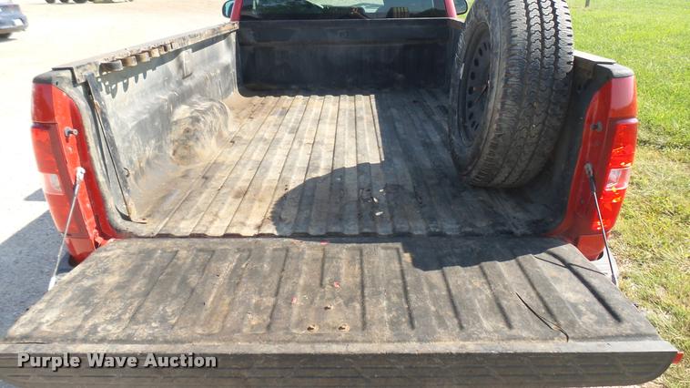 image for item DB3438 2013 Chevrolet Silverado 1500 pickup truck