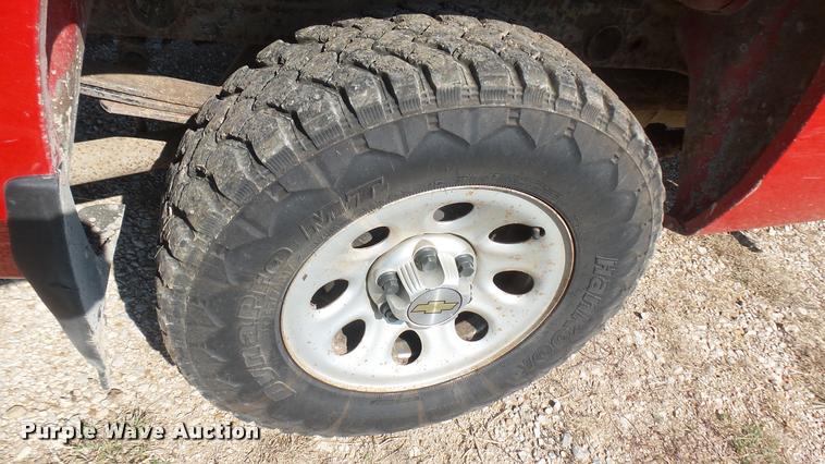 image for item DB3438 2013 Chevrolet Silverado 1500 pickup truck