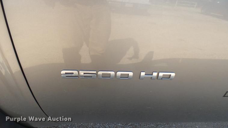 image for item DB3439 2014 Chevrolet Silverado 2500HD Crew Cab pickup truck