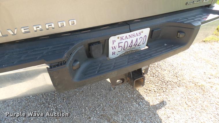 image for item DB3439 2014 Chevrolet Silverado 2500HD Crew Cab pickup truck