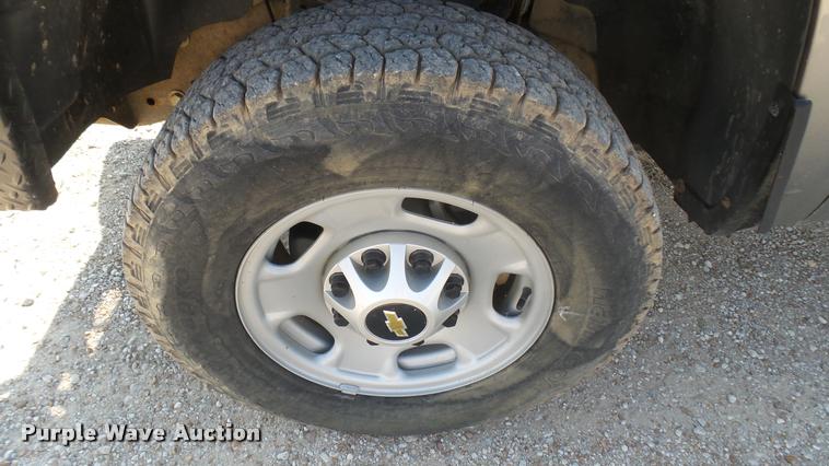 image for item DB3439 2014 Chevrolet Silverado 2500HD Crew Cab pickup truck