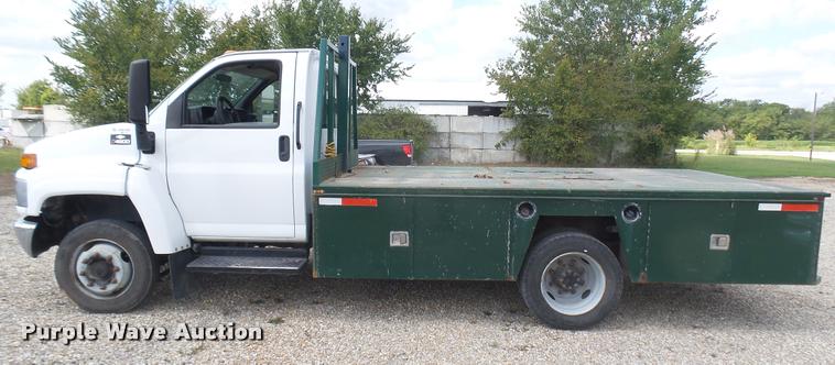 image for item DB3440 2009 Chevrolet C4500 flatbed truck