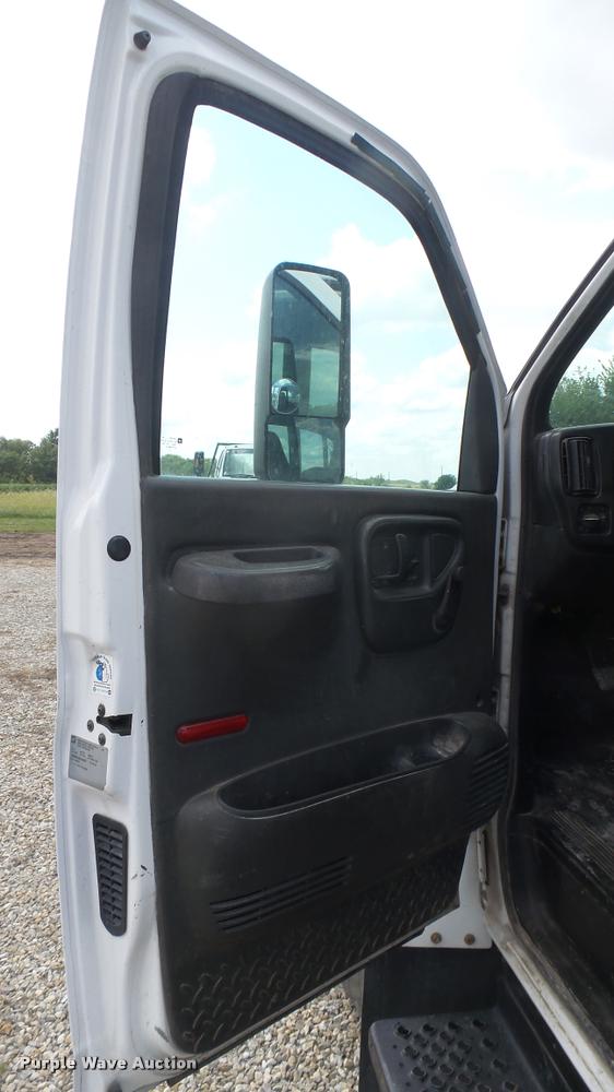 image for item DB3440 2009 Chevrolet C4500 flatbed truck