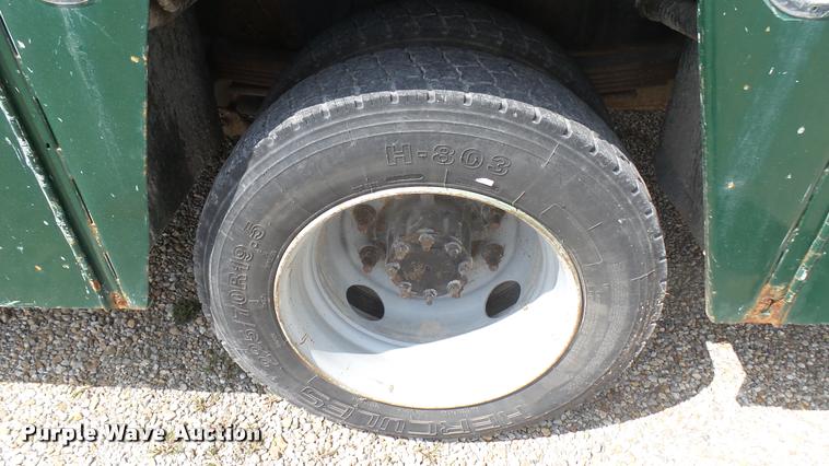 image for item DB3440 2009 Chevrolet C4500 flatbed truck