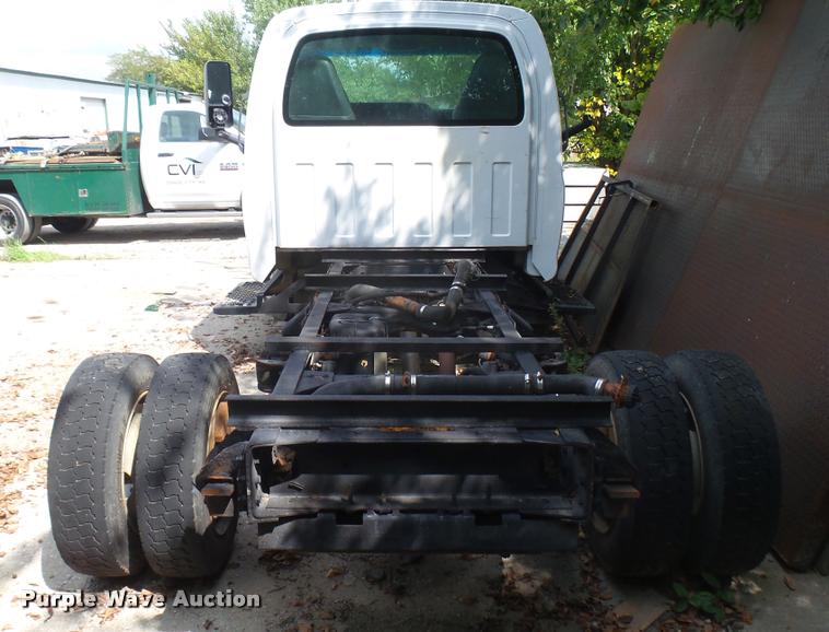 image for item DB3441 2003 GMC C4500 truck cab and chassis