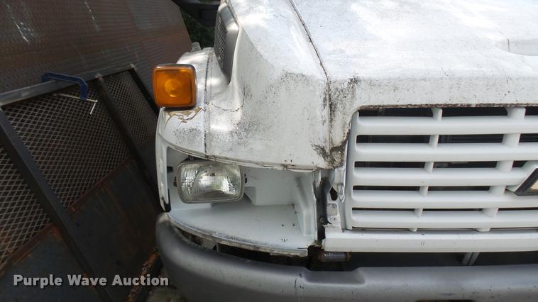 image for item DB3441 2003 GMC C4500 truck cab and chassis