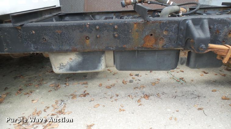 image for item DB3441 2003 GMC C4500 truck cab and chassis