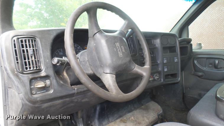 image for item DB3441 2003 GMC C4500 truck cab and chassis