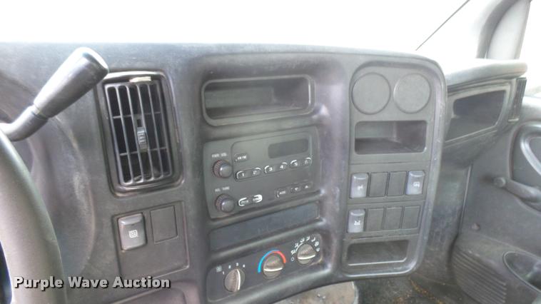image for item DB3441 2003 GMC C4500 truck cab and chassis