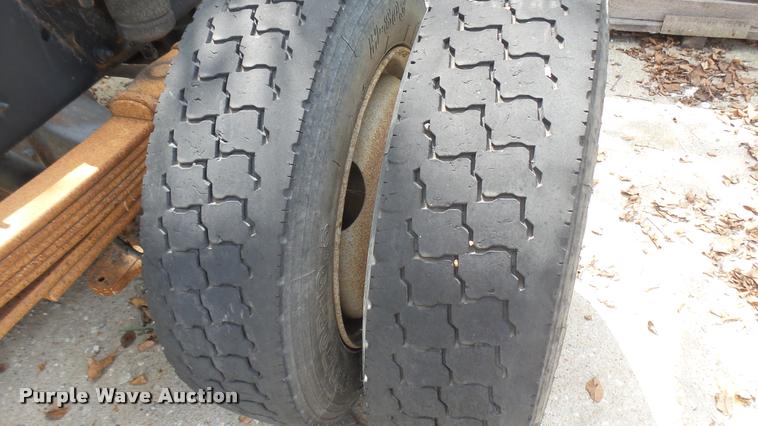 image for item DB3441 2003 GMC C4500 truck cab and chassis