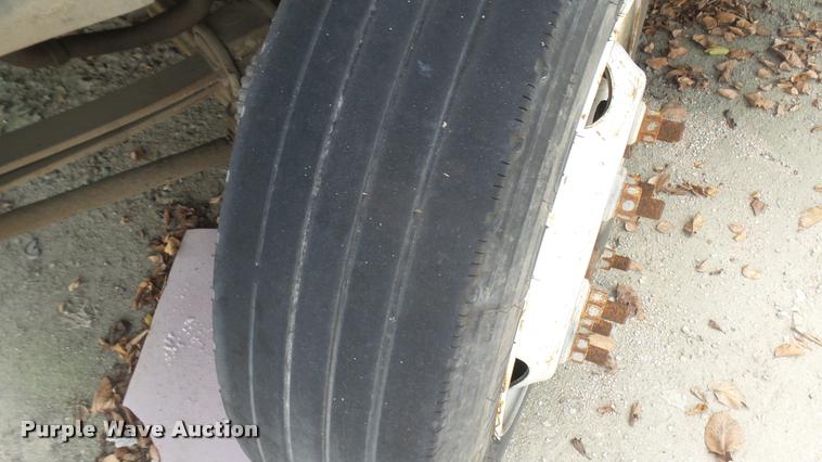 image for item DB3441 2003 GMC C4500 truck cab and chassis