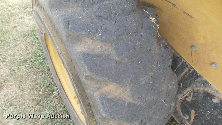 image for item DB3442 2007 Caterpillar 268B skid steer