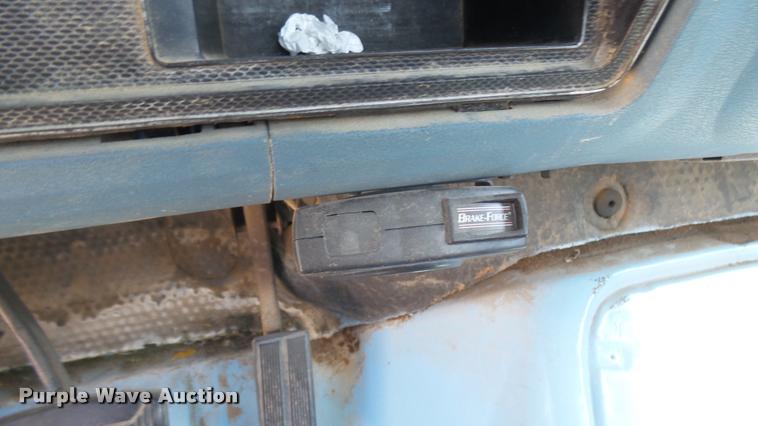 image for item DB3446 1980 Ford F150 flatbed pickup truck