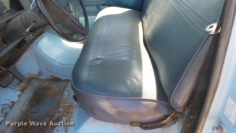 image for item DB3446 1980 Ford F150 flatbed pickup truck