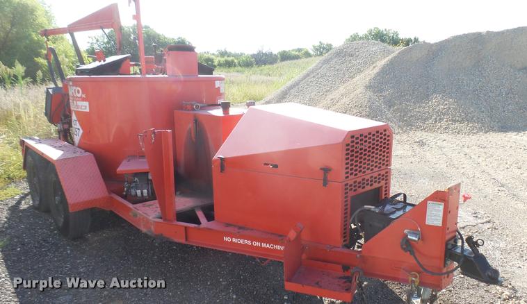 image for item DB3449 2008 Crafco E-Z 1000 melter/applicator