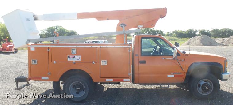 image for item DB3451 1996 Chevrolet 3500 bucket truck