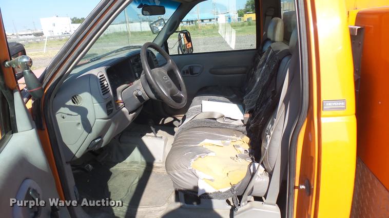 image for item DB3451 1996 Chevrolet 3500 bucket truck