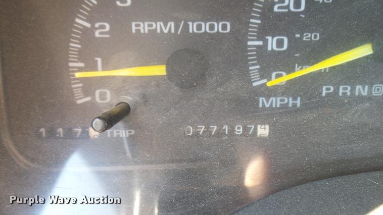 image for item DB3451 1996 Chevrolet 3500 bucket truck