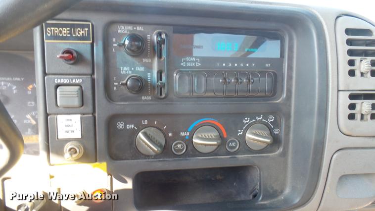 image for item DB3451 1996 Chevrolet 3500 bucket truck