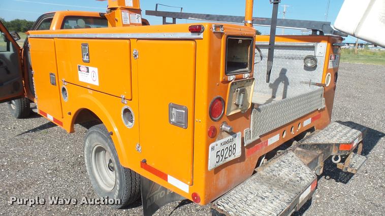 image for item DB3451 1996 Chevrolet 3500 bucket truck