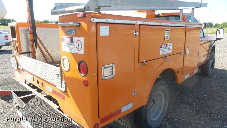 image for item DB3451 1996 Chevrolet 3500 bucket truck