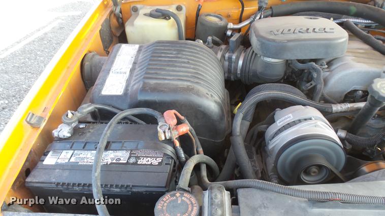 image for item DB3451 1996 Chevrolet 3500 bucket truck