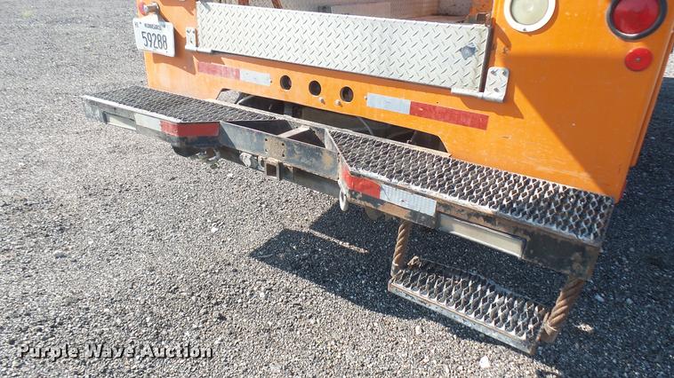 image for item DB3451 1996 Chevrolet 3500 bucket truck