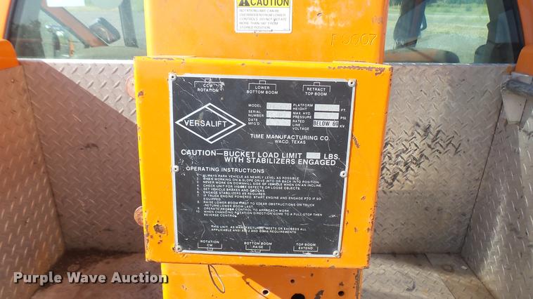 image for item DB3451 1996 Chevrolet 3500 bucket truck