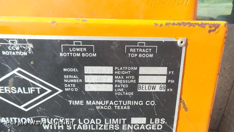 image for item DB3451 1996 Chevrolet 3500 bucket truck