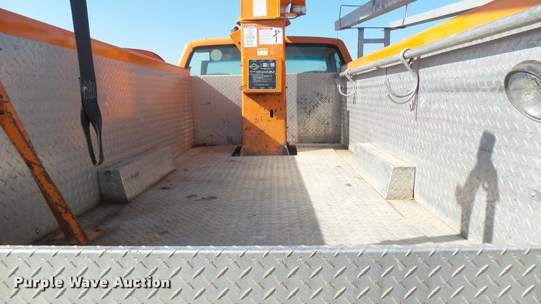 image for item DB3451 1996 Chevrolet 3500 bucket truck