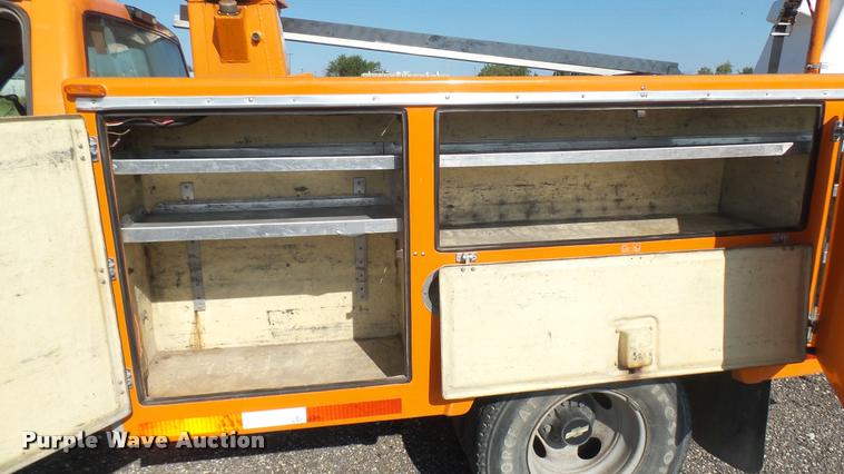 image for item DB3451 1996 Chevrolet 3500 bucket truck