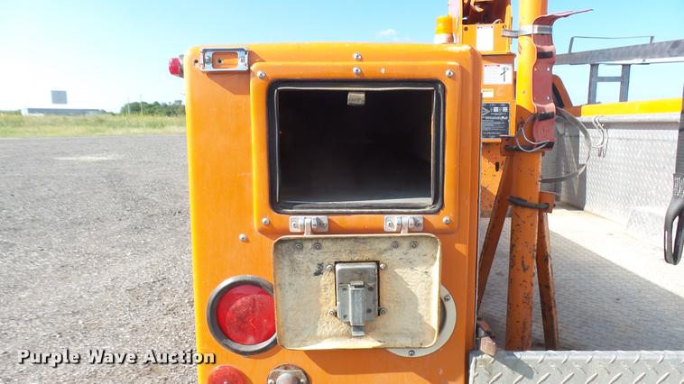 image for item DB3451 1996 Chevrolet 3500 bucket truck