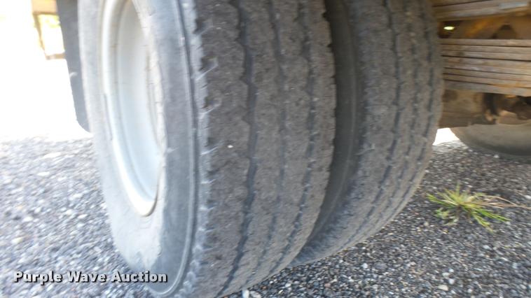 image for item DB3451 1996 Chevrolet 3500 bucket truck