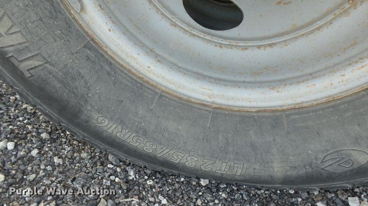 image for item DB3451 1996 Chevrolet 3500 bucket truck