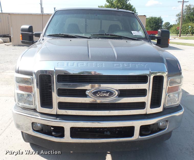 image for item DB3455 2010 Ford F250 Super Duty SuperCab pickup truck
