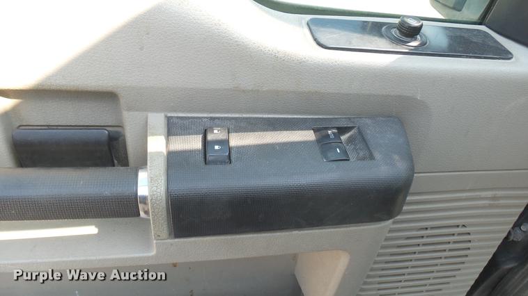 image for item DB3455 2010 Ford F250 Super Duty SuperCab pickup truck