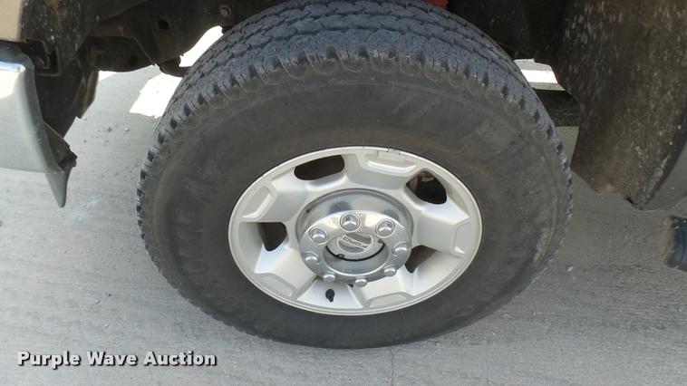 image for item DB3455 2010 Ford F250 Super Duty SuperCab pickup truck