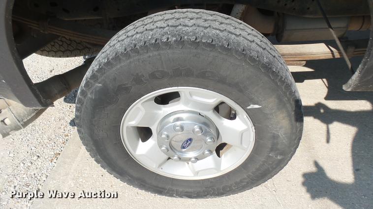 image for item DB3455 2010 Ford F250 Super Duty SuperCab pickup truck