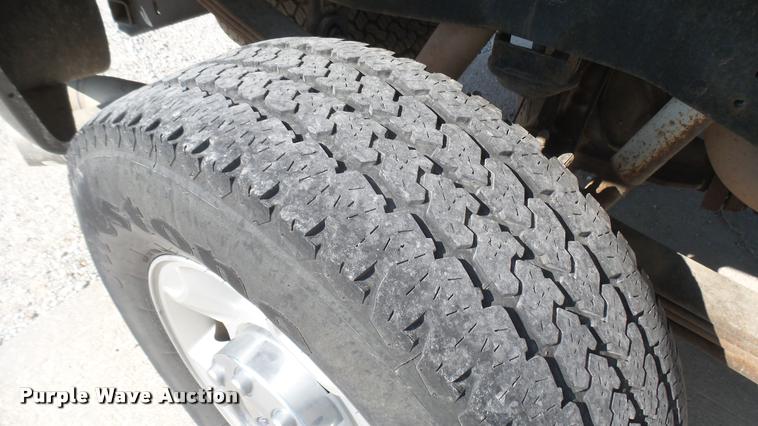 image for item DB3455 2010 Ford F250 Super Duty SuperCab pickup truck