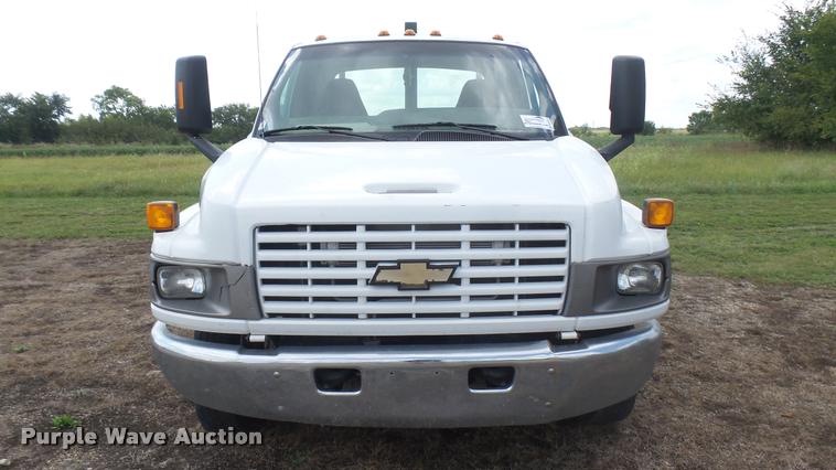 image for item DB3473 2009 Chevrolet C4500 flatbed truck