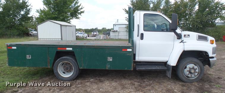 image for item DB3473 2009 Chevrolet C4500 flatbed truck