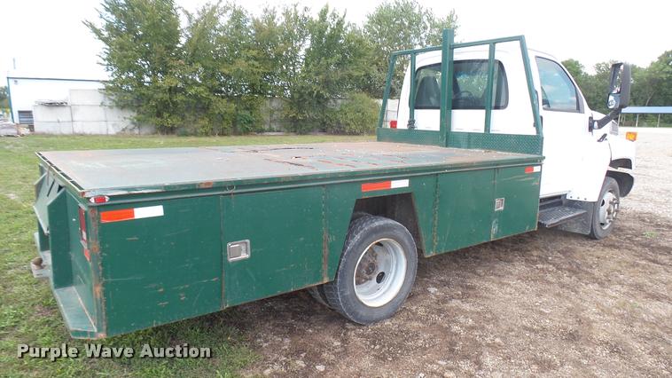image for item DB3473 2009 Chevrolet C4500 flatbed truck
