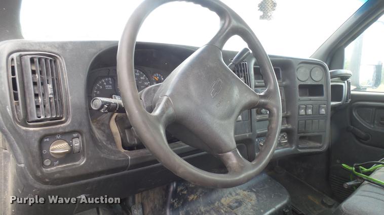 image for item DB3473 2009 Chevrolet C4500 flatbed truck