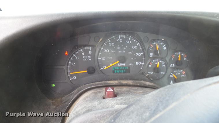 image for item DB3473 2009 Chevrolet C4500 flatbed truck