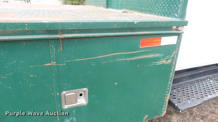 image for item DB3473 2009 Chevrolet C4500 flatbed truck