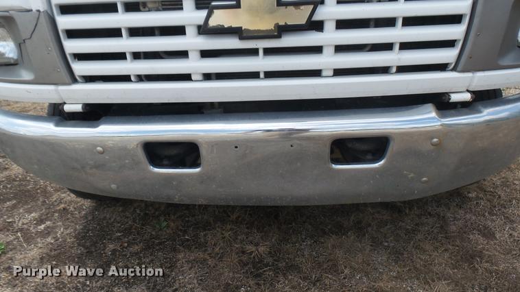 image for item DB3473 2009 Chevrolet C4500 flatbed truck