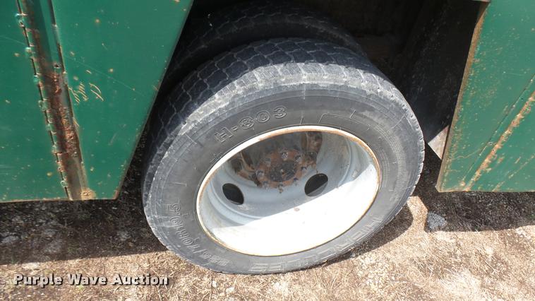 image for item DB3473 2009 Chevrolet C4500 flatbed truck