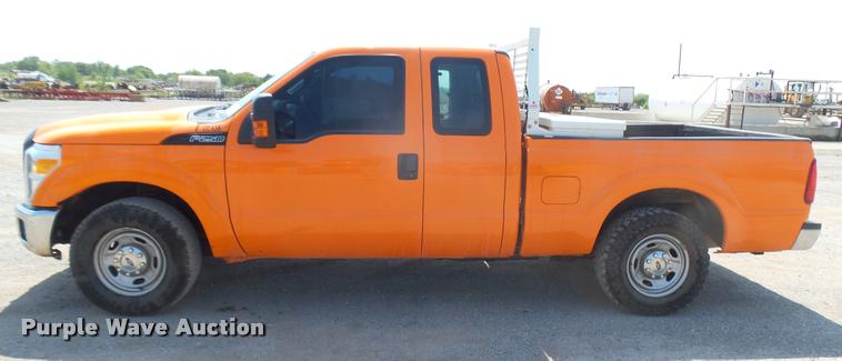 image for item DB3486 2013 Ford F250 Super Duty SuperCab pickup truck